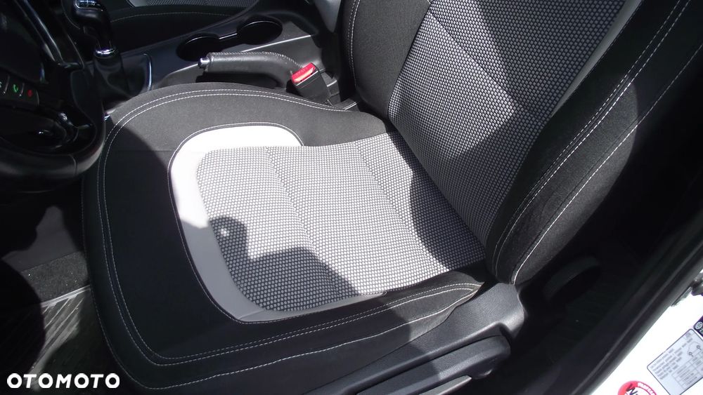 Kia Ceed 1.6 GDI Platinum Edition - 23