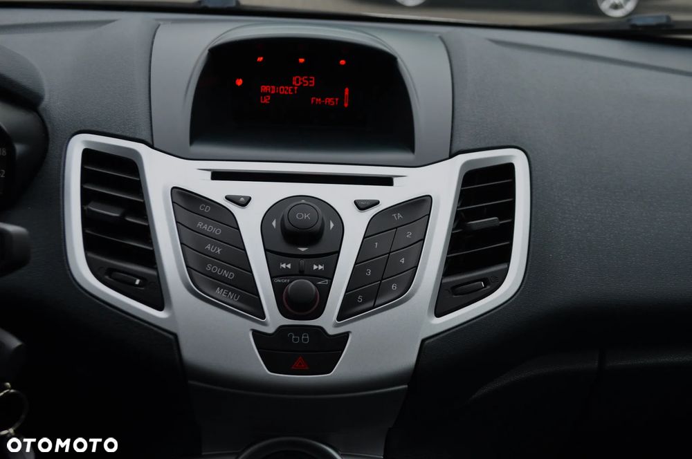 Ford Fiesta 1.25 Ambiente EU5 - 17