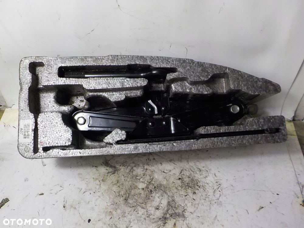 KIA CARENS III ZESTAW NAPRAWCZY WKŁAD KOŁA LEWAREK WKRĘTKA 09149-1D600 - 1