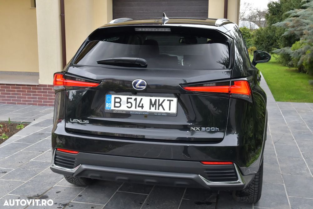 Lexus Seria NX 300h AWD Luxury - 39