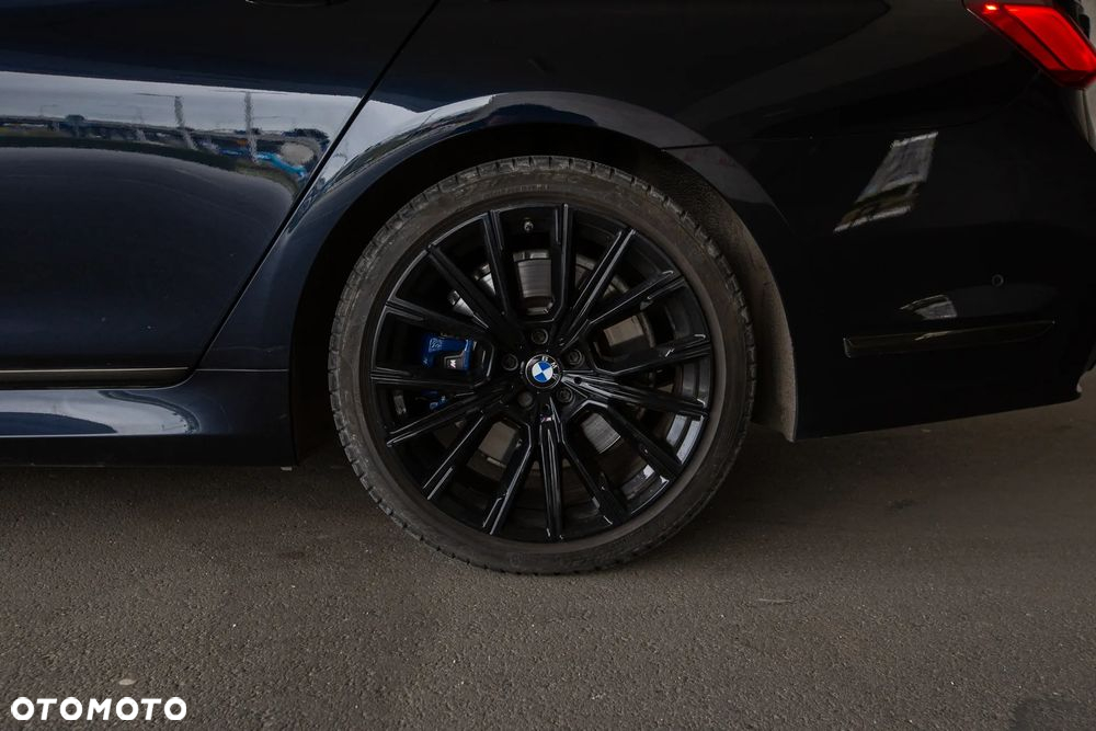 BMW Seria 7 745e sport - 8