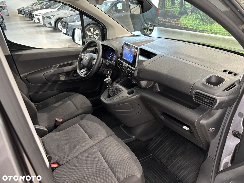 Toyota proace - 16