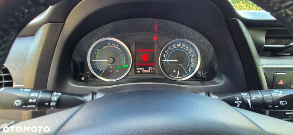 Toyota Auris 1.8 HSD Luna - 21