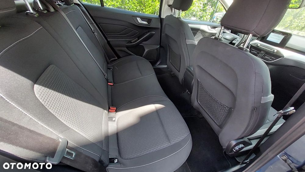 Ford Focus 1.5 EcoBlue STart-Stopp-System TREND - 12