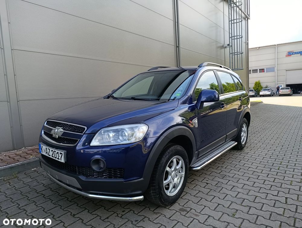 Chevrolet Captiva 2.4 LS 5os - 19