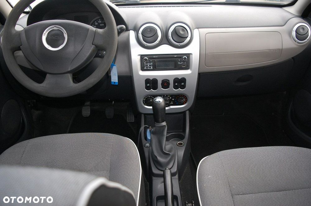 Dacia Sandero - 6