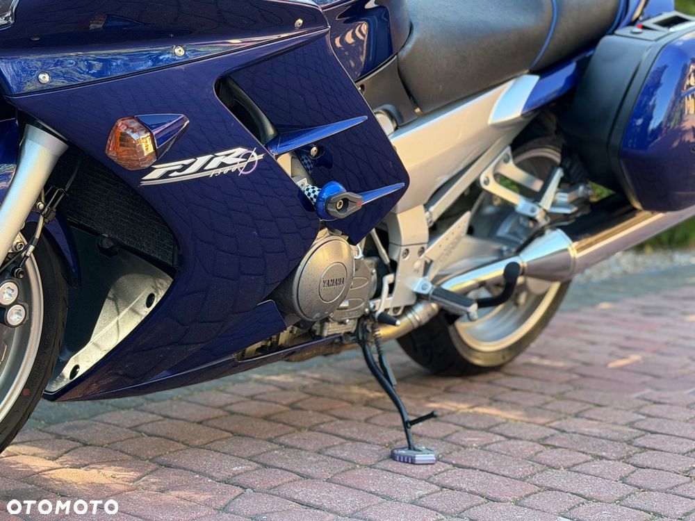 Yamaha FJR - 15