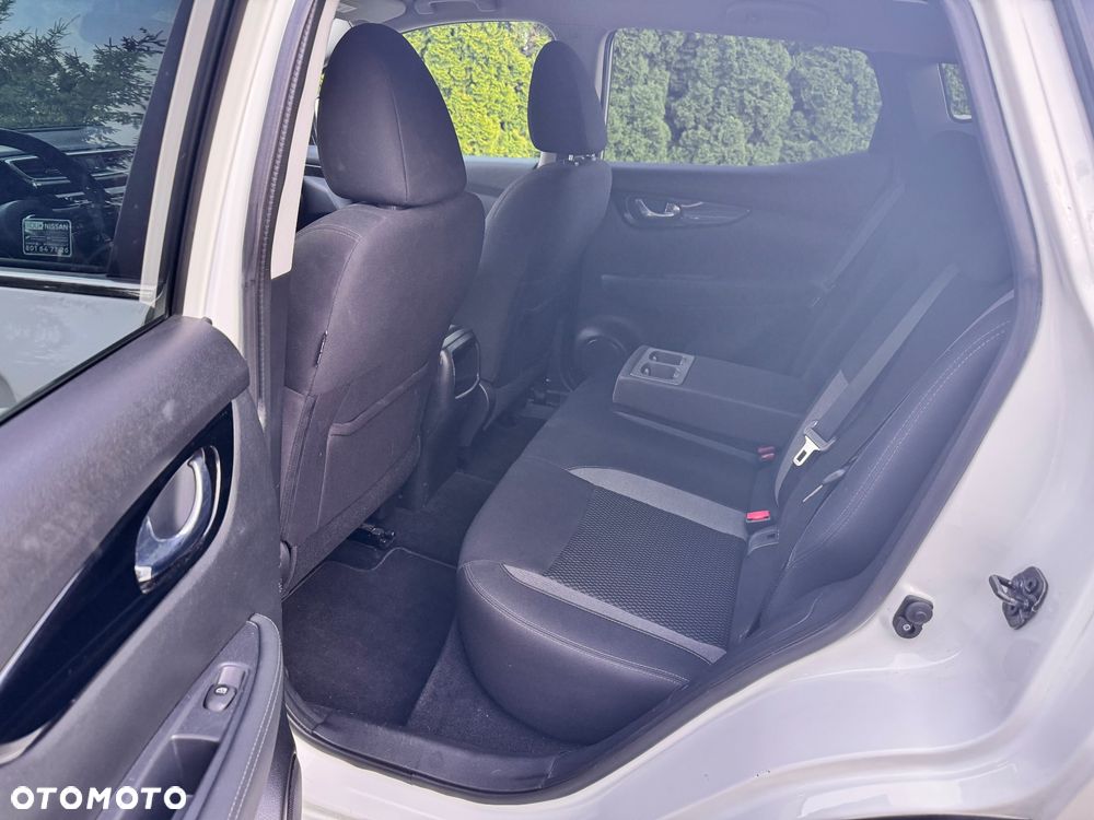 Nissan Qashqai - 10