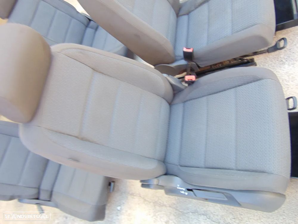 VW Touran 2005 bancos - 6