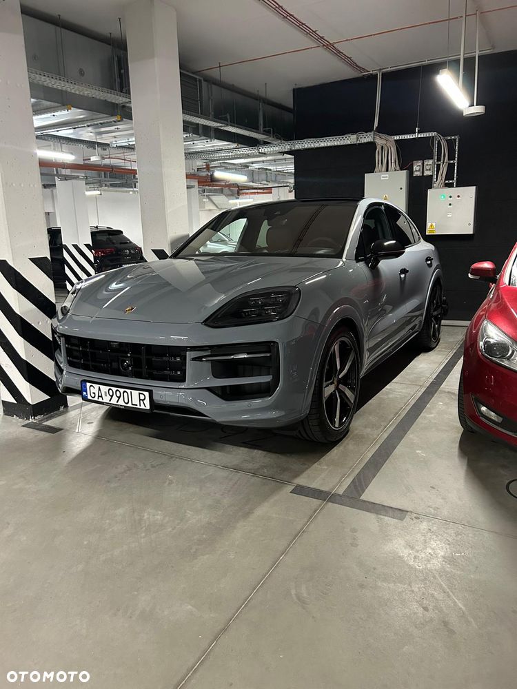 Porsche Cayenne - 2
