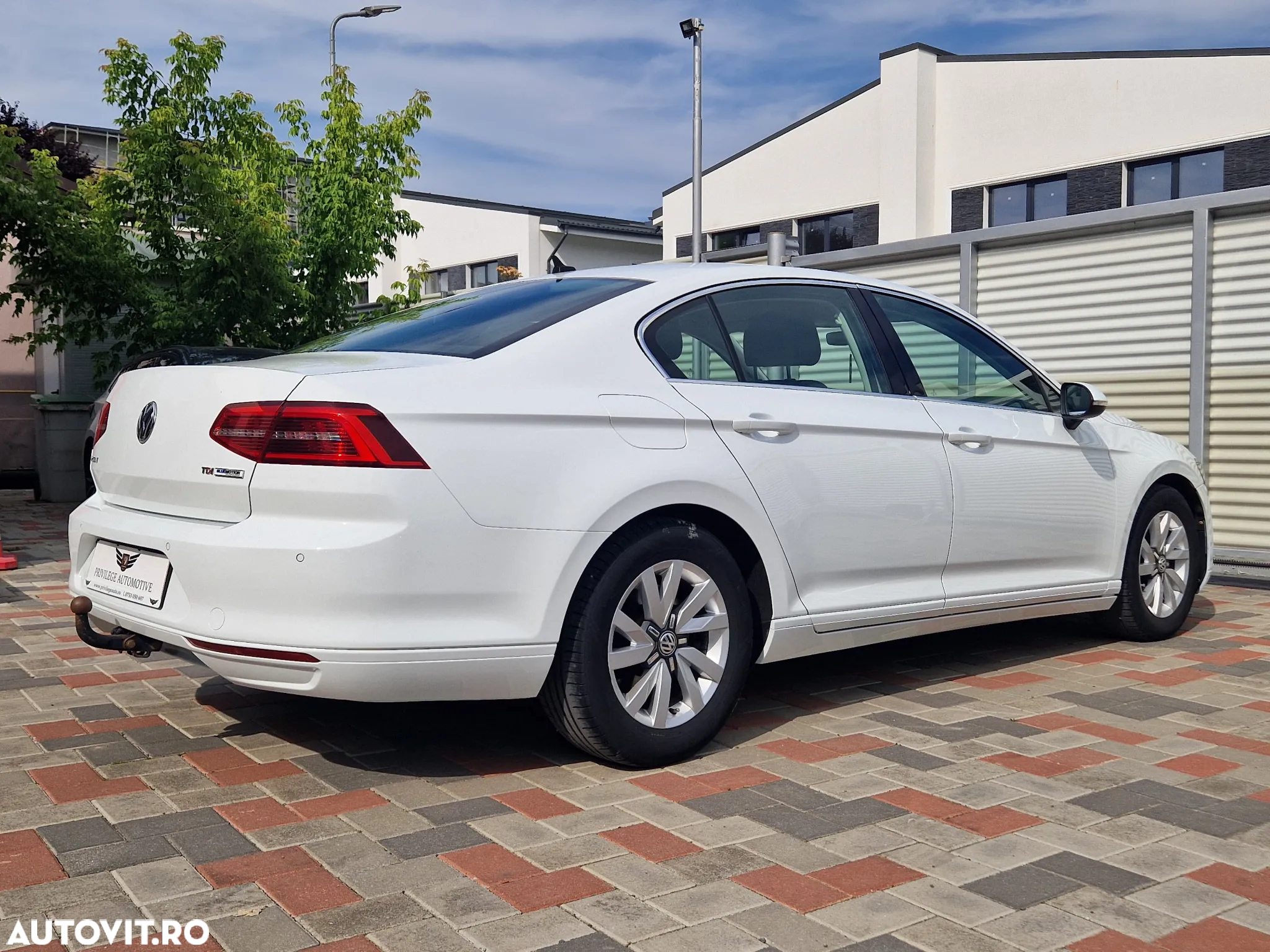 Volkswagen Passat - 5