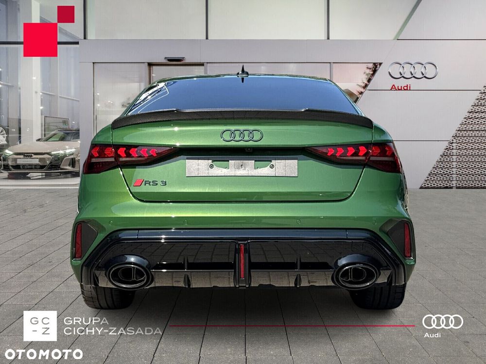 Audi RS3 Limousine - 5