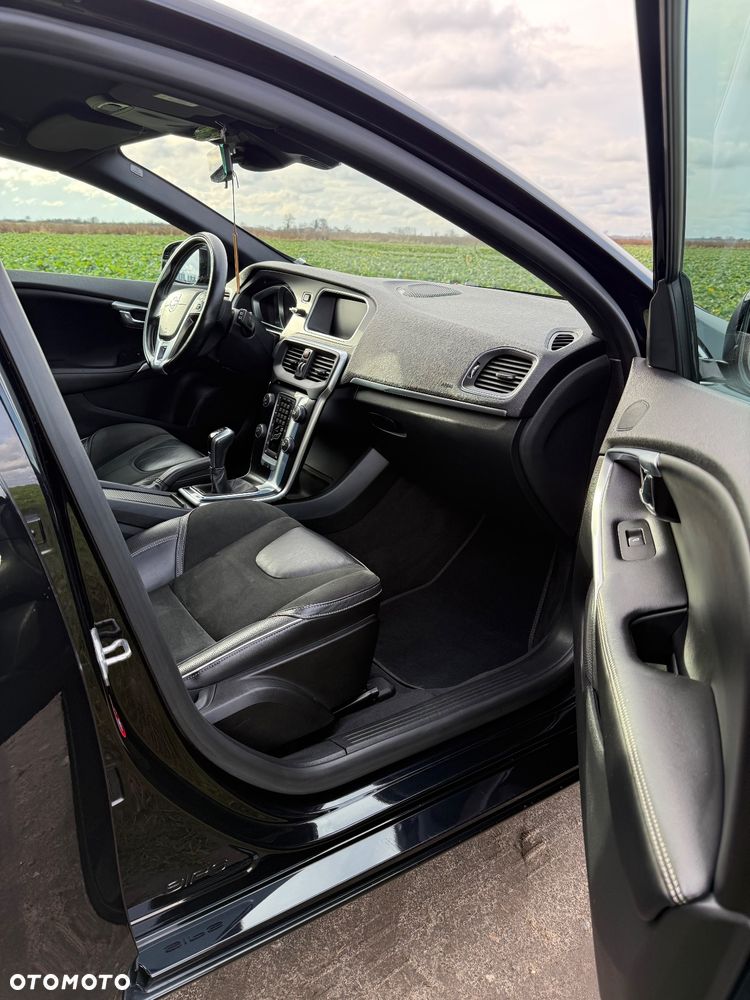Volvo V40 D4 Drive-E R-Design Momentum - 7