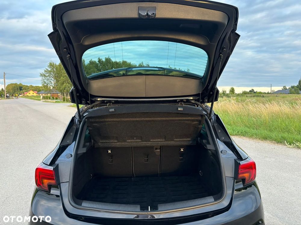 Opel Astra 1.6 Turbo Start/Stop Dynamic - 17