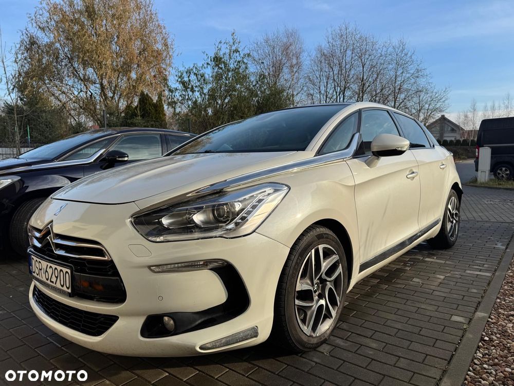 Citroën DS5 2.0 HDi SoChic - 1