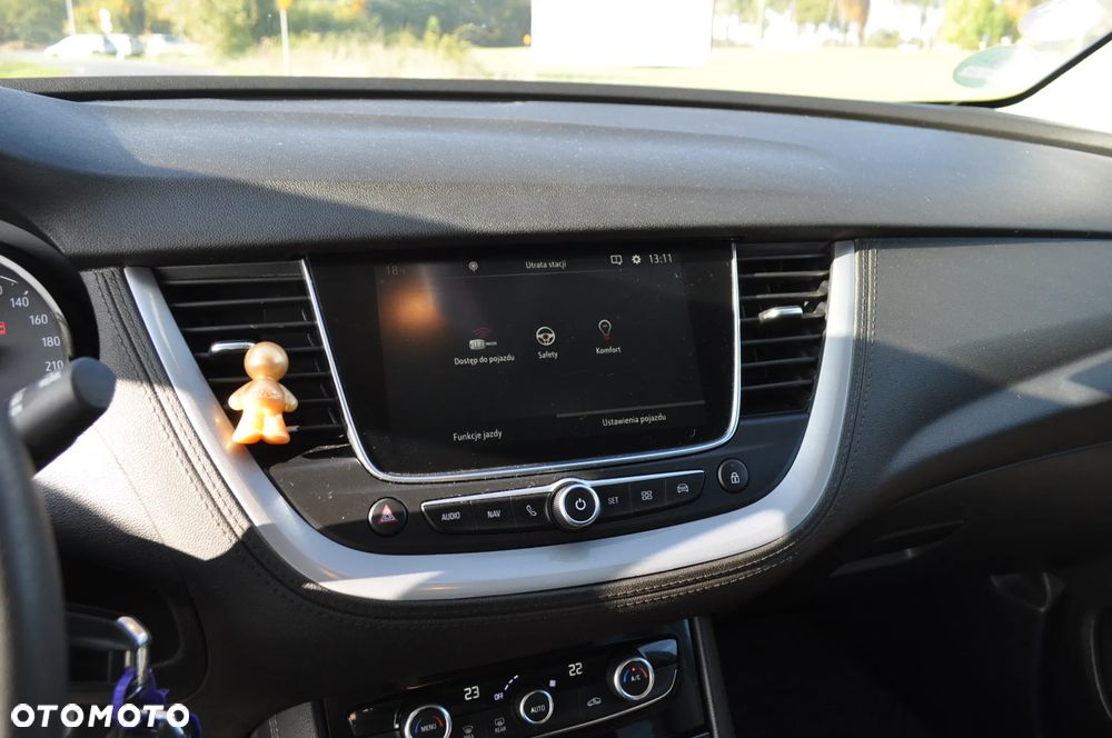 Opel Grandland X 1.2 T Elite S&S - 32