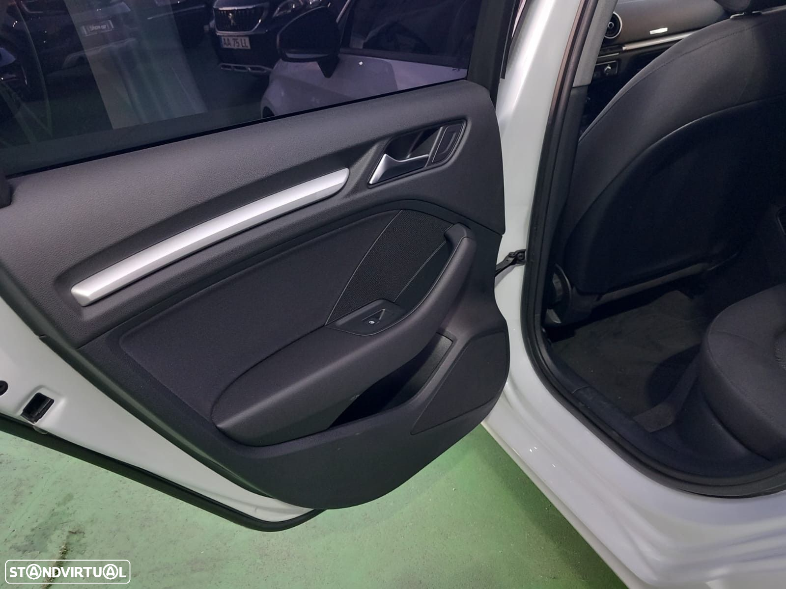Audi A3 Limousine 1.6 TDI Sport - 23