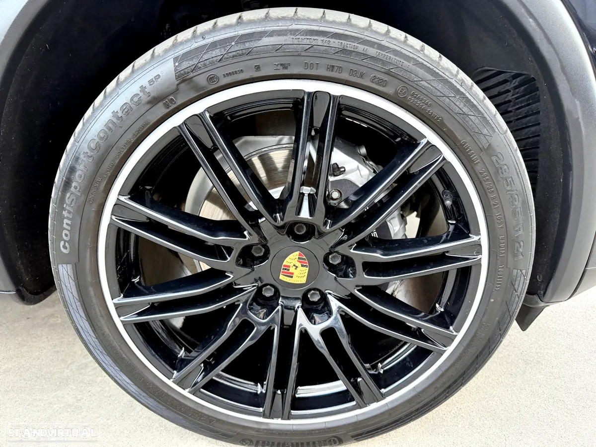 Porsche Cayenne Platinum Edition - 45