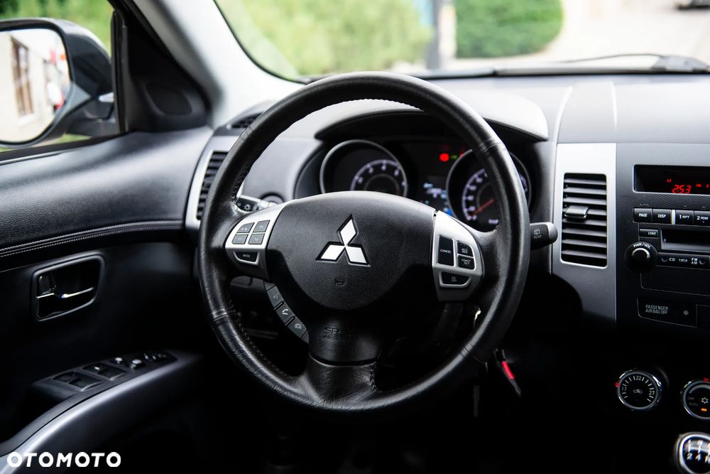 Mitsubishi Outlander 2.0 2WD Edition - 28