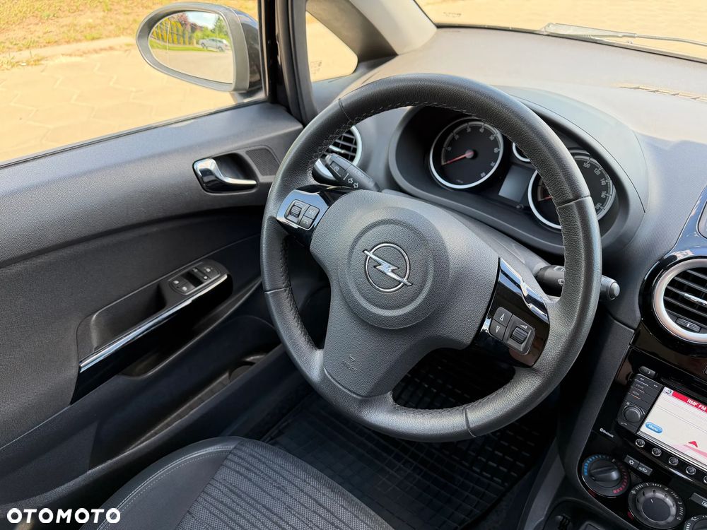Opel Corsa - 33