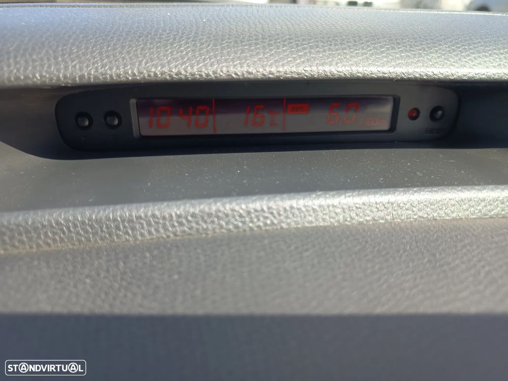 Suzuki Swift 1.3 16V Sport - 8
