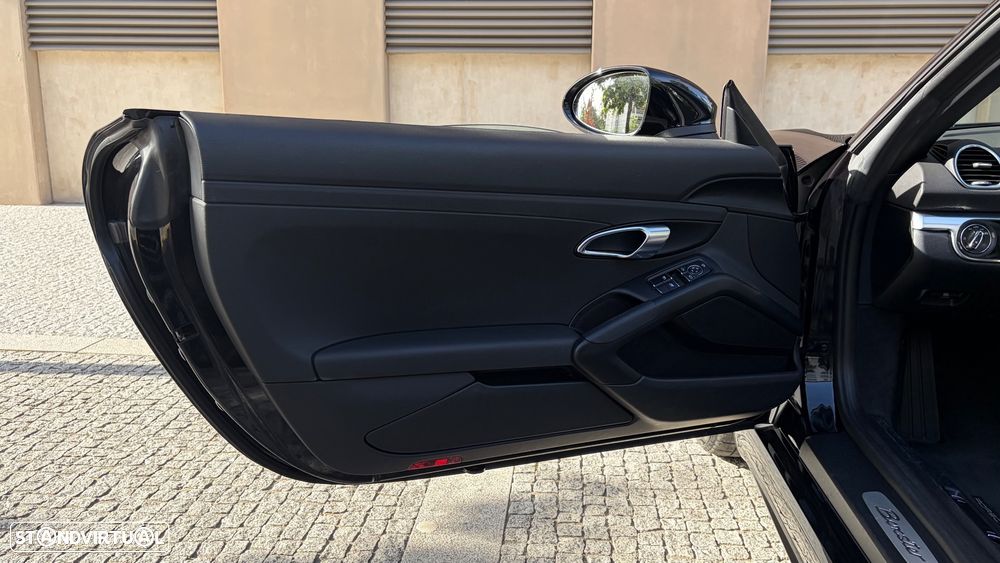 Porsche 718 - 48