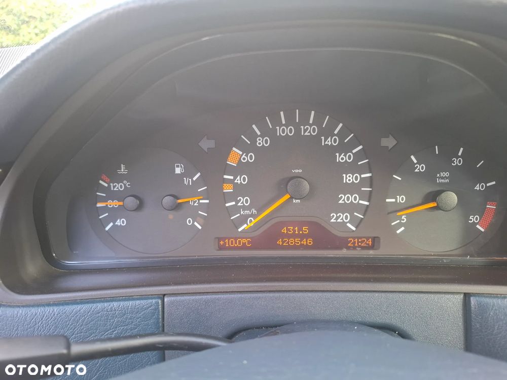 Mercedes-Benz Klasa E - 5