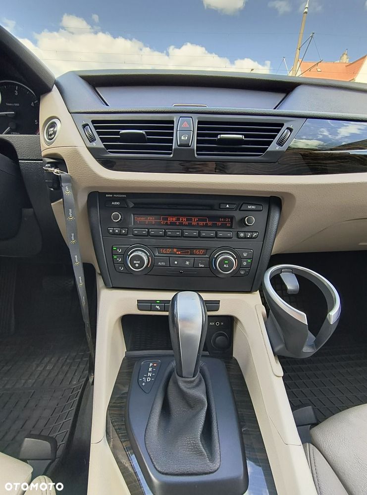 BMW X1 xDrive20d - 25