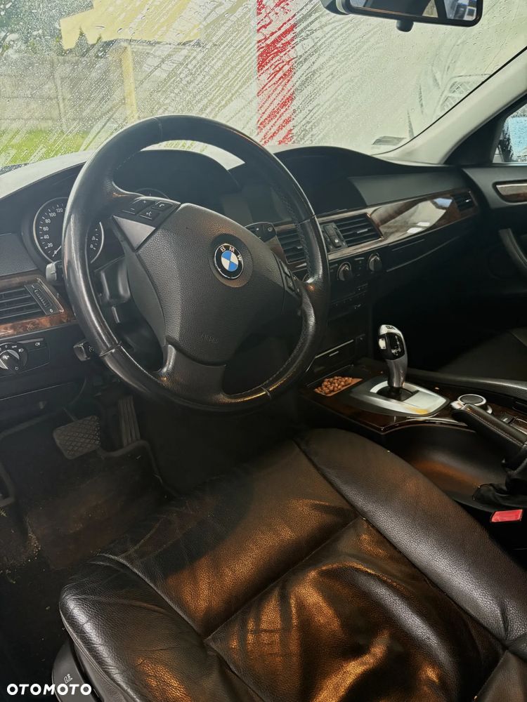 BMW Seria 5 520d - 4