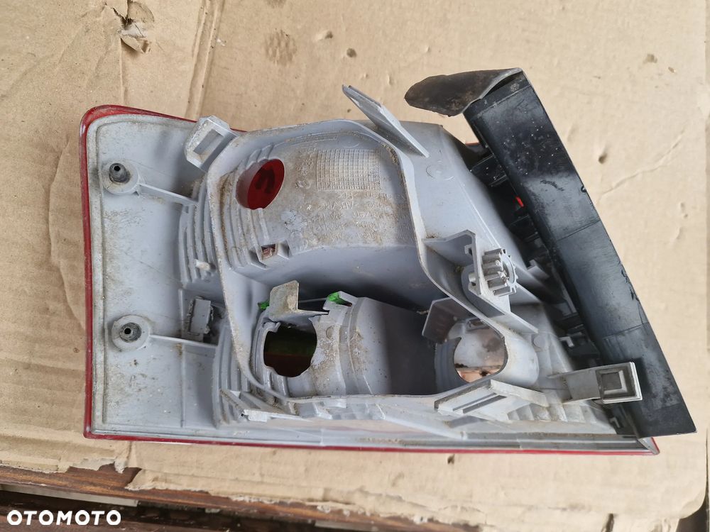 Lampa prawa tylna Audi a4 b7 cabrio - 2