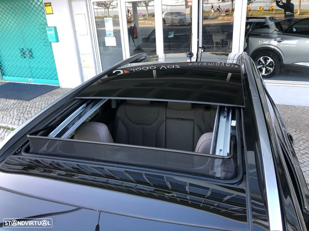 Hyundai Santa Fe 2.2 CRDi Premium Aut. - 19