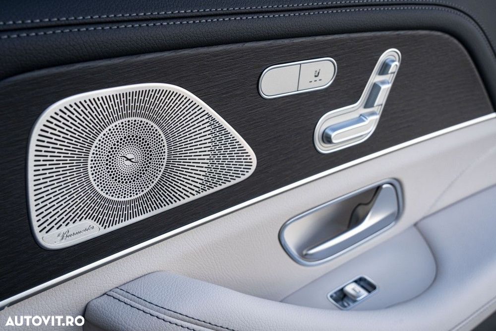 Mercedes-Benz GLS - 22
