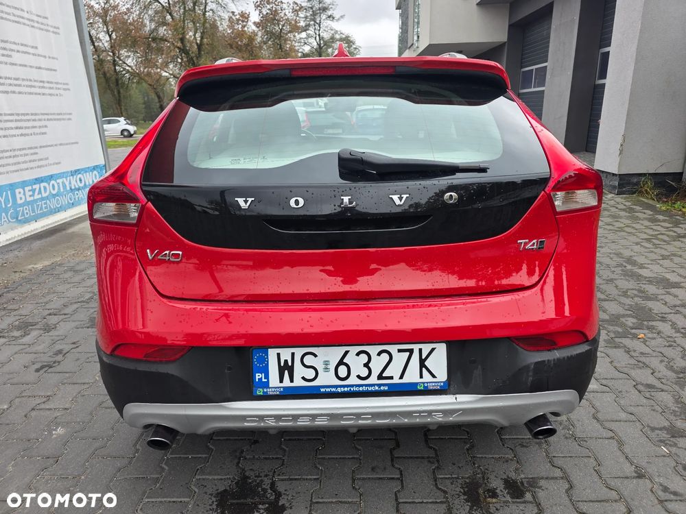 Volvo V40 2016 photo 5