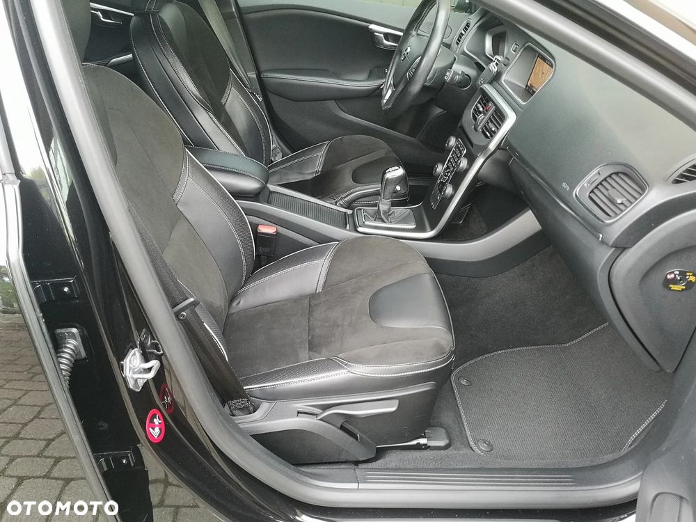 Volvo V40 T3 RDesign - 31