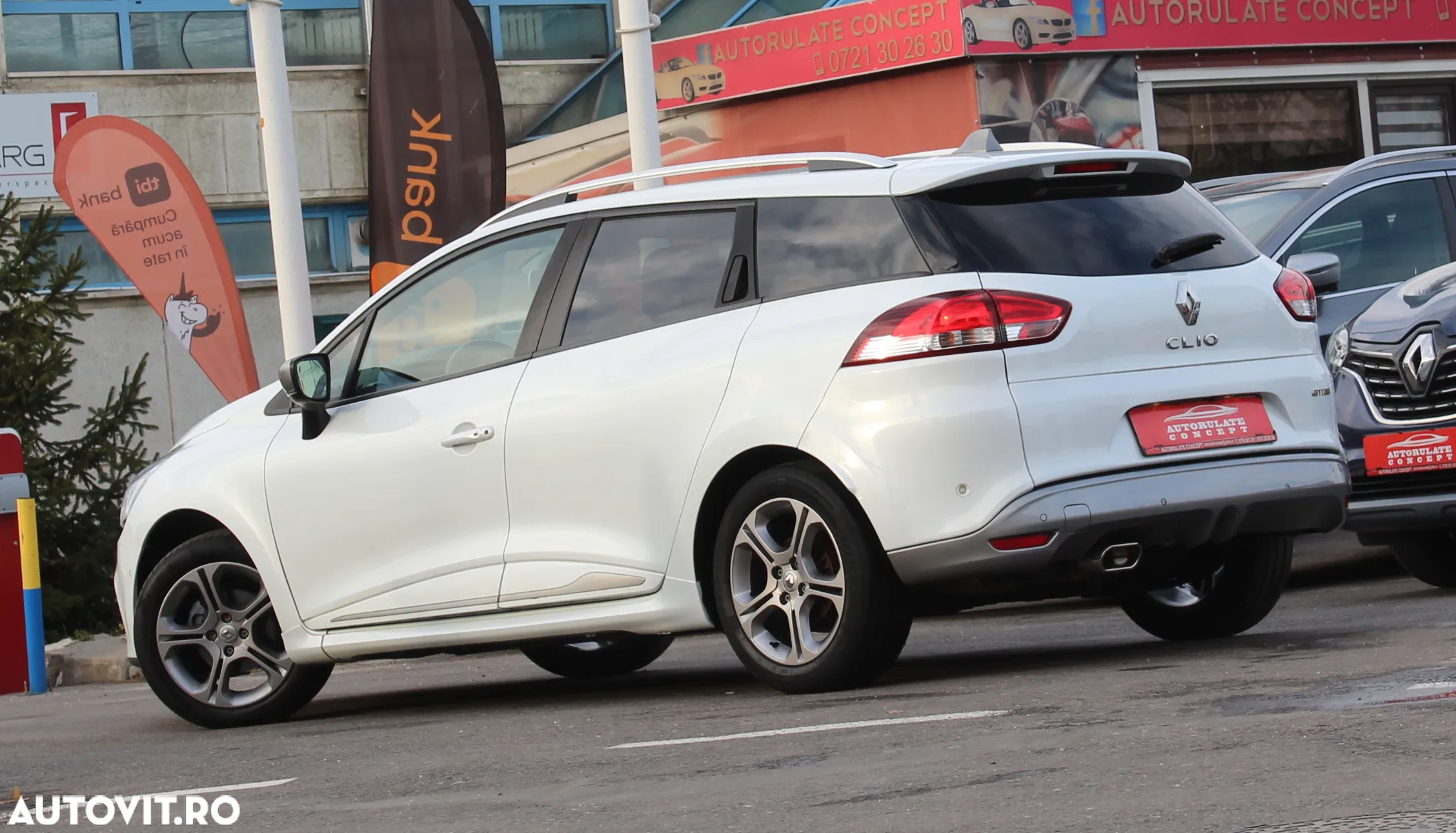 Renault Clio - 2