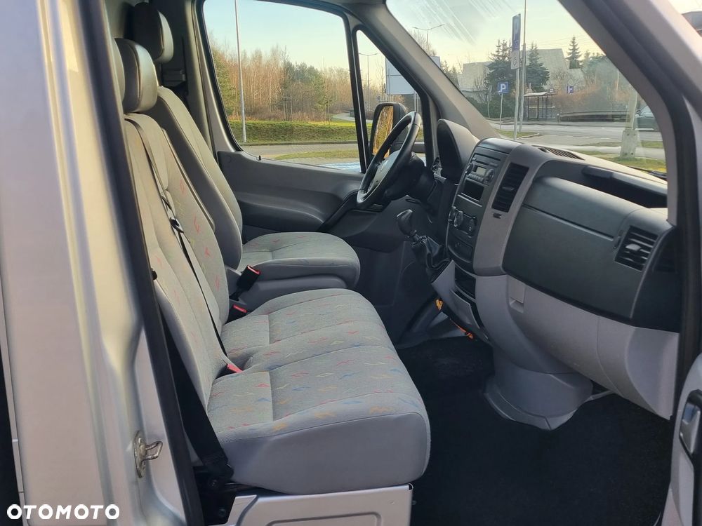 Volkswagen Crafter - 14