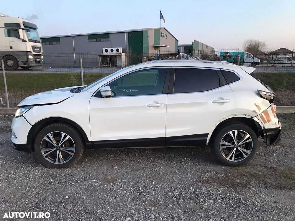 Nissan Qashqai 1.6 DCI DPF Start/Stop tekna - 14