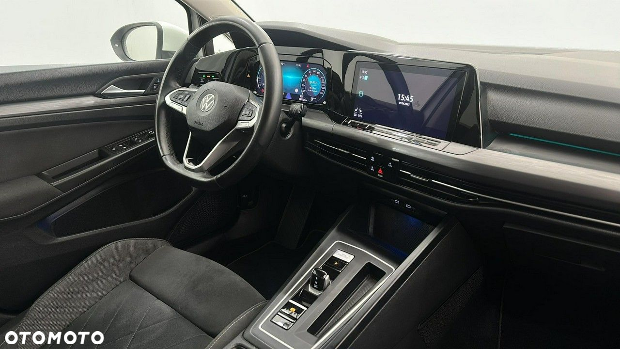 Volkswagen Golf - 15