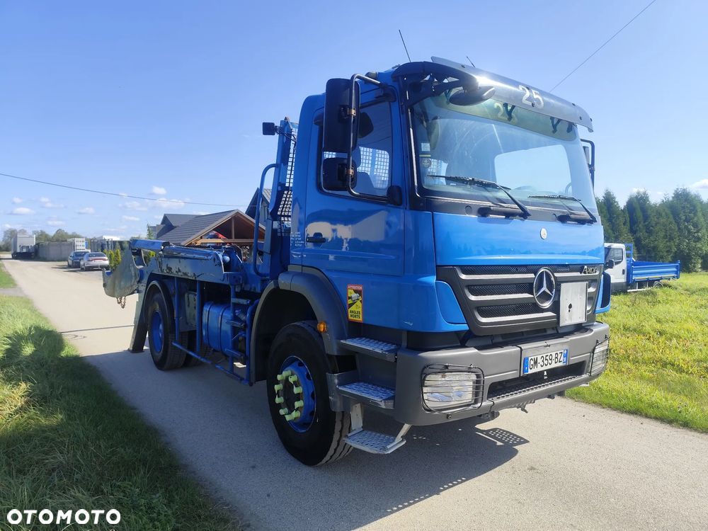 Mercedes-Benz AXOR 1833 - 12