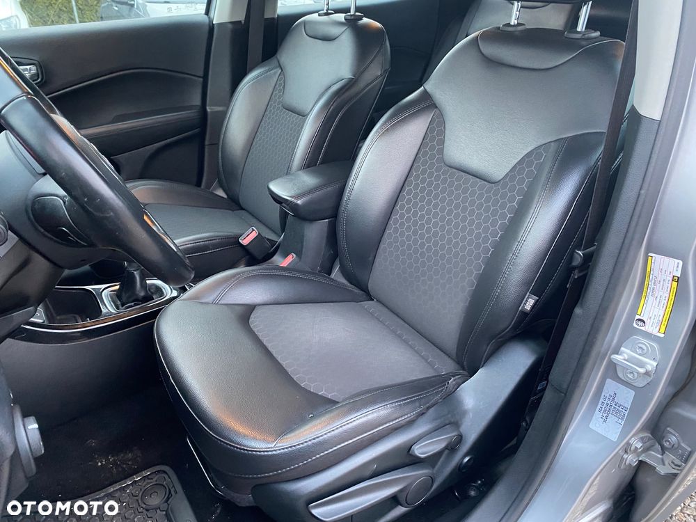 Jeep Compass 1.4 MultiAir Longitude - 21