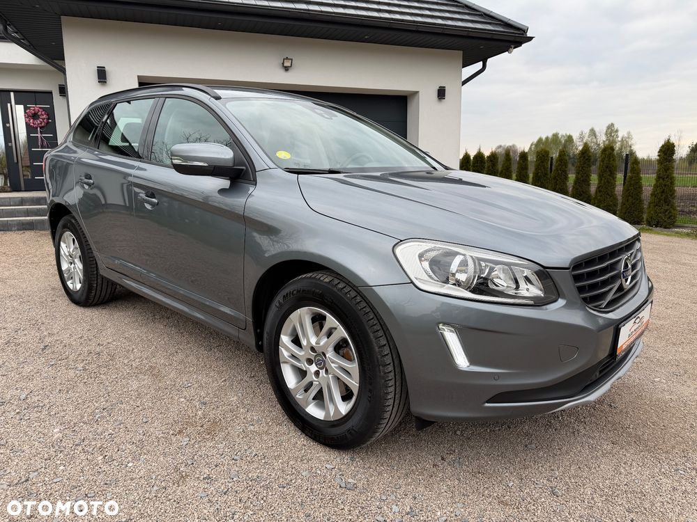 Volvo XC 60 D3 SCR Momentum - 18
