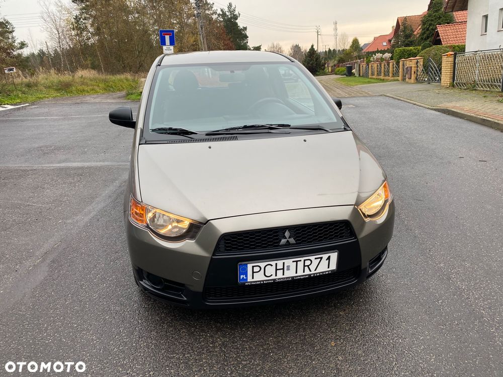 Mitsubishi Colt 1.1 - 3
