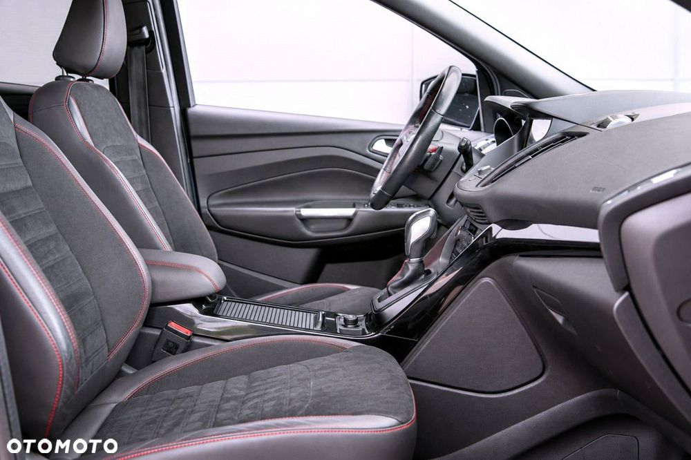 Ford Kuga - 18