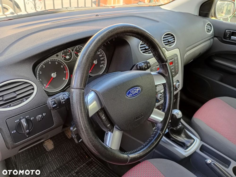 Ford Focus - 14