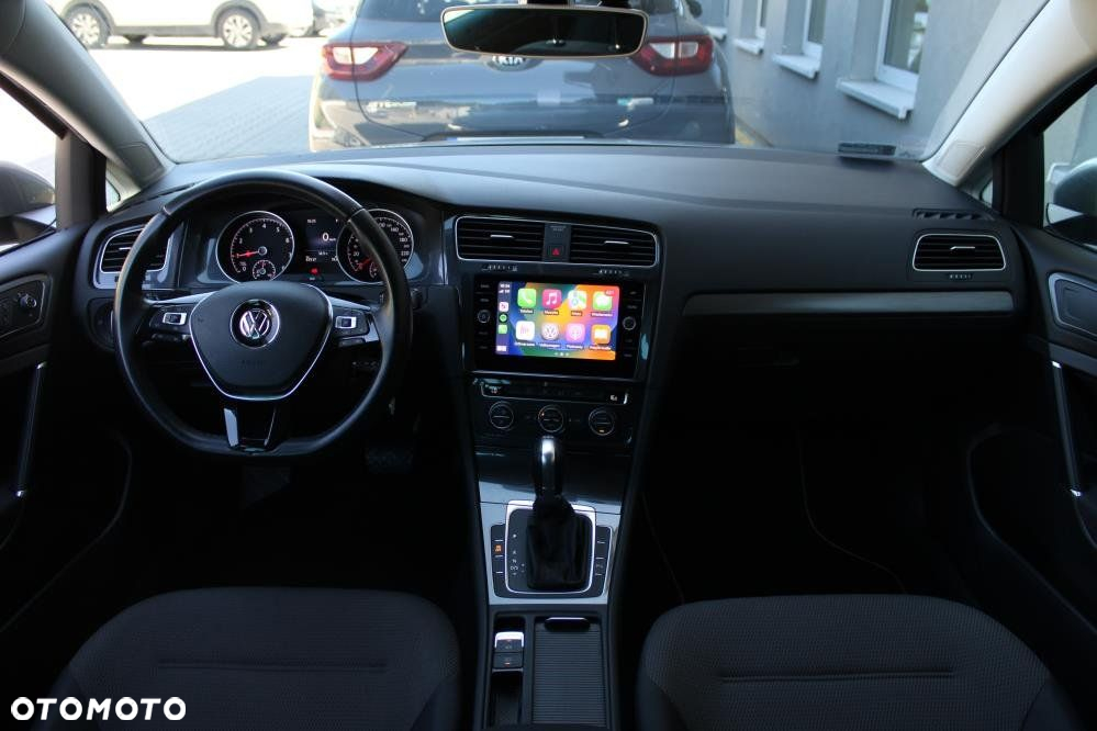 Volkswagen Golf - 13