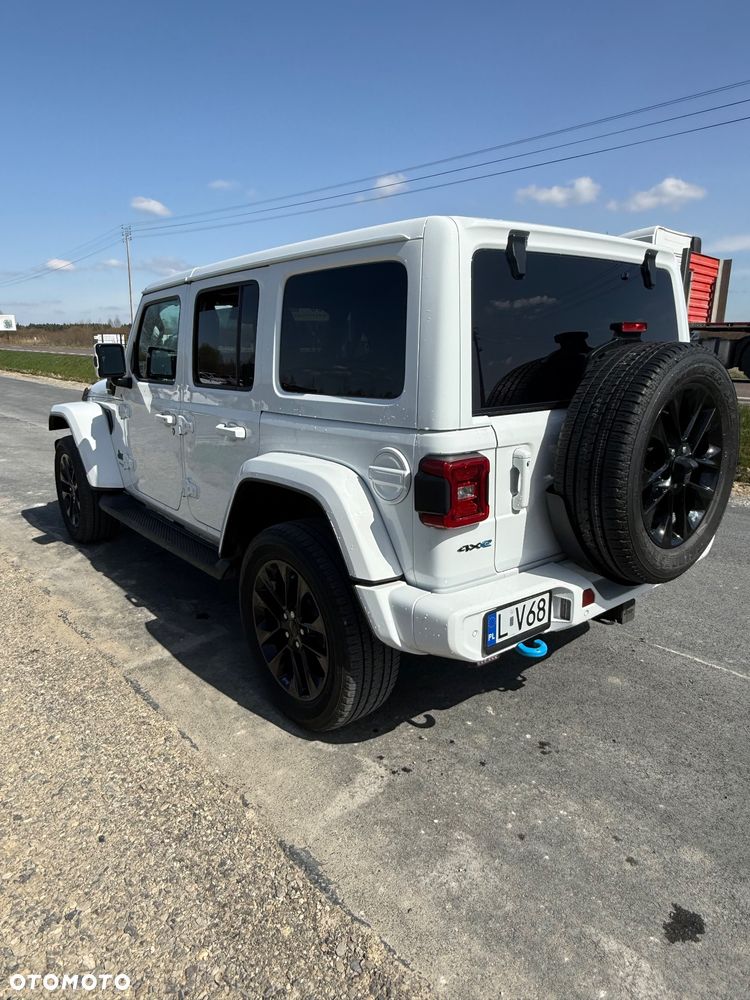 Jeep Wrangler - 4