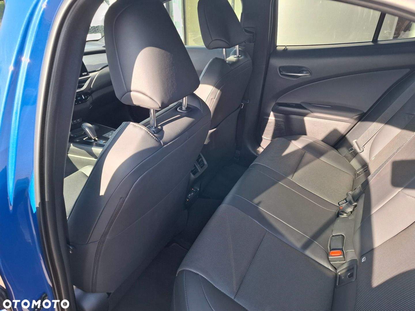Lexus UX 300e 72.8 kWh Prestige 2WD - 15