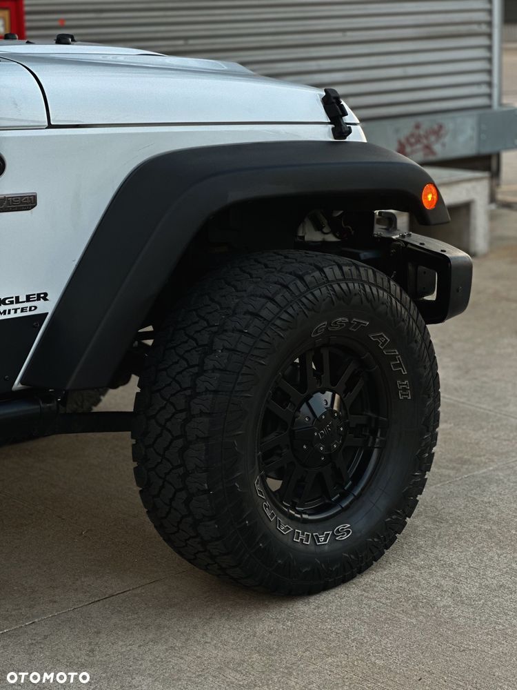Jeep Wrangler 3.6 Unlim 75th Anniv - 28