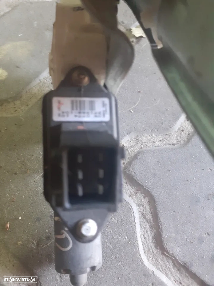 Elevador tras direito toyota corolla 2002 - 3