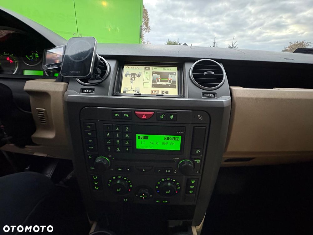 Land Rover Discovery - 18